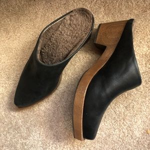 COCLICO Black Leather Mules with Brown Wooden Heel